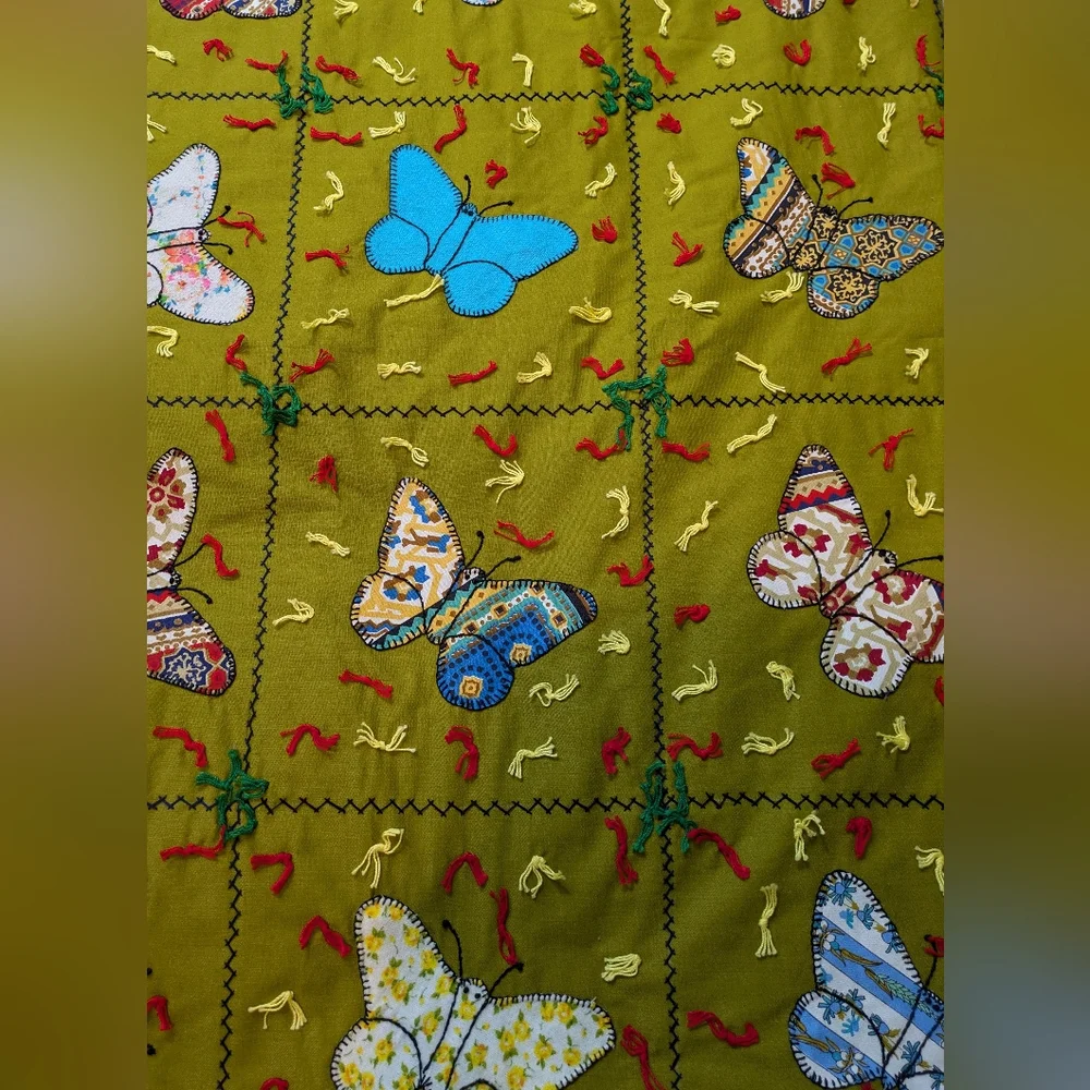 Handmade quilt by Nana 1973 - Picture 4 of 4